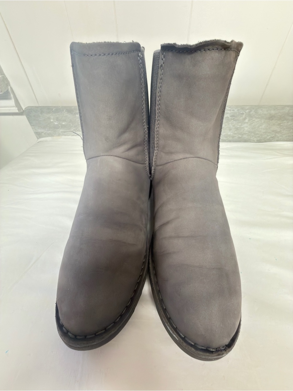 UGG Short Suede Boots in Gray